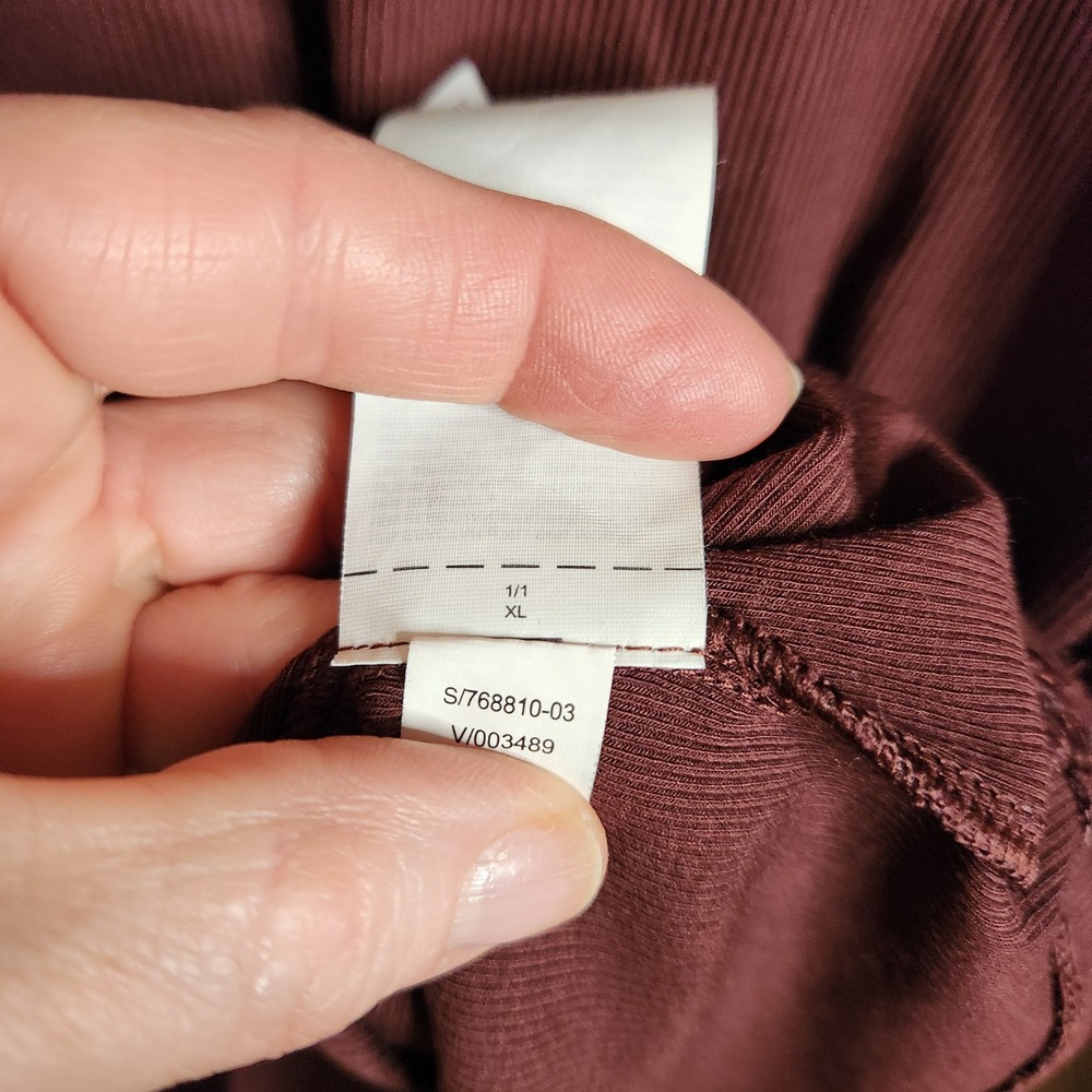 Athleta Signature Ribbed Long Sleeve CrewBurgundy XL 768810 - Picture 4 of 4